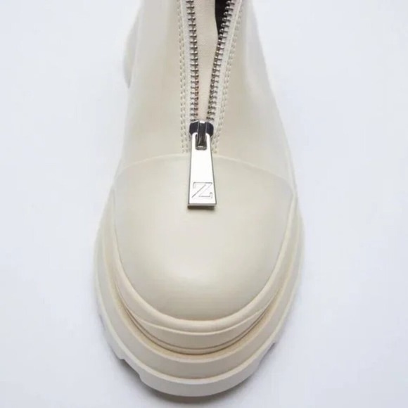 ZARA Ecru Chunky Lug Sole Front Zip Ankle Boots - Picture 2 of 11
